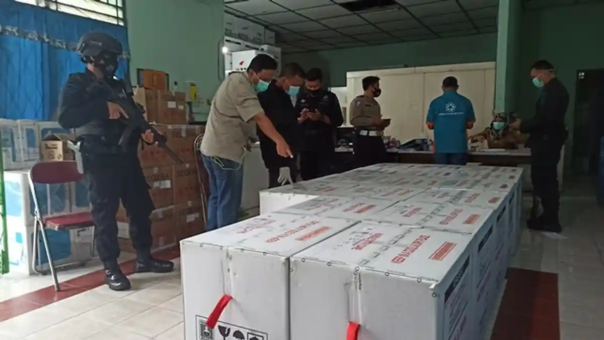 14 Nama Pejabat Sumsel Penerima Vaksin Perdana, Kapolda: Ikhtiar Agar Covid-19 Hilang dari Muka Bumi
