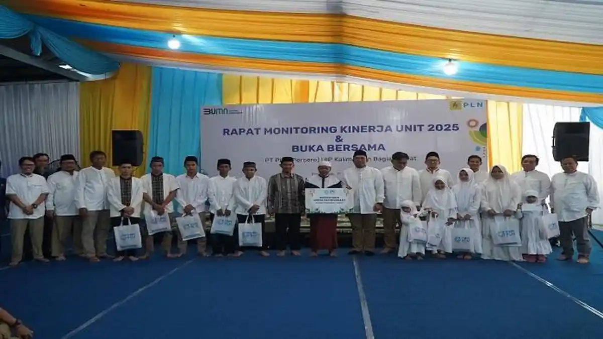 PLN UIP KLB Berbagi Berkah Ramadan dengan Serahkan Santunan pada Anak Yatim