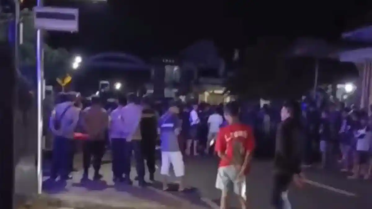 BREAKING NEWS Mapolsek Watulimo Trenggalek Dirusak Massa Perguruan Silat, Tiga Polisi Jadi Korban