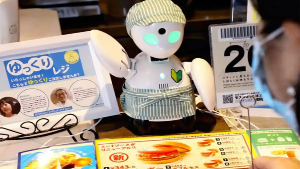 Kurangi Kontak dengan Manusia, Toko Hamburger di Jepang Layani Pemesanan Lewat Robot