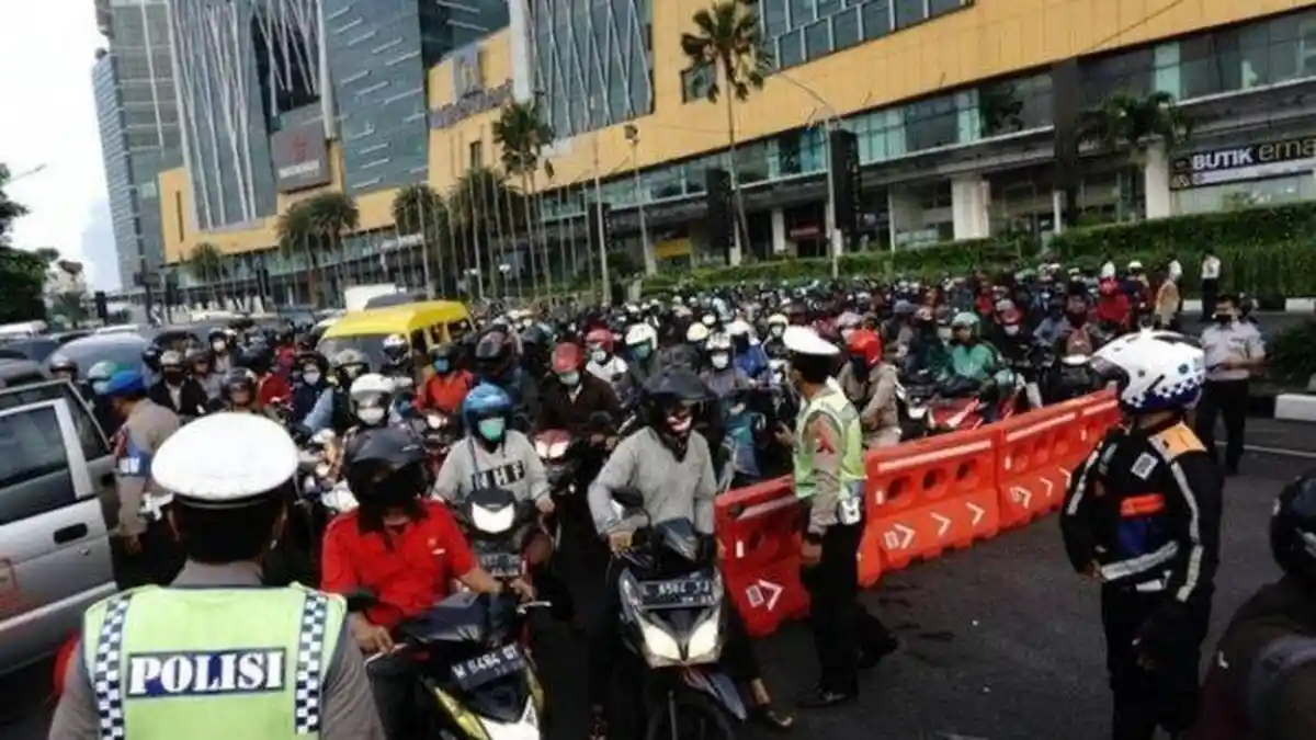Kasus Corona di Wilayah Risma Terus Melejit, Khofifah Minta Surabaya Raya Mencontoh PSBB Malang Raya