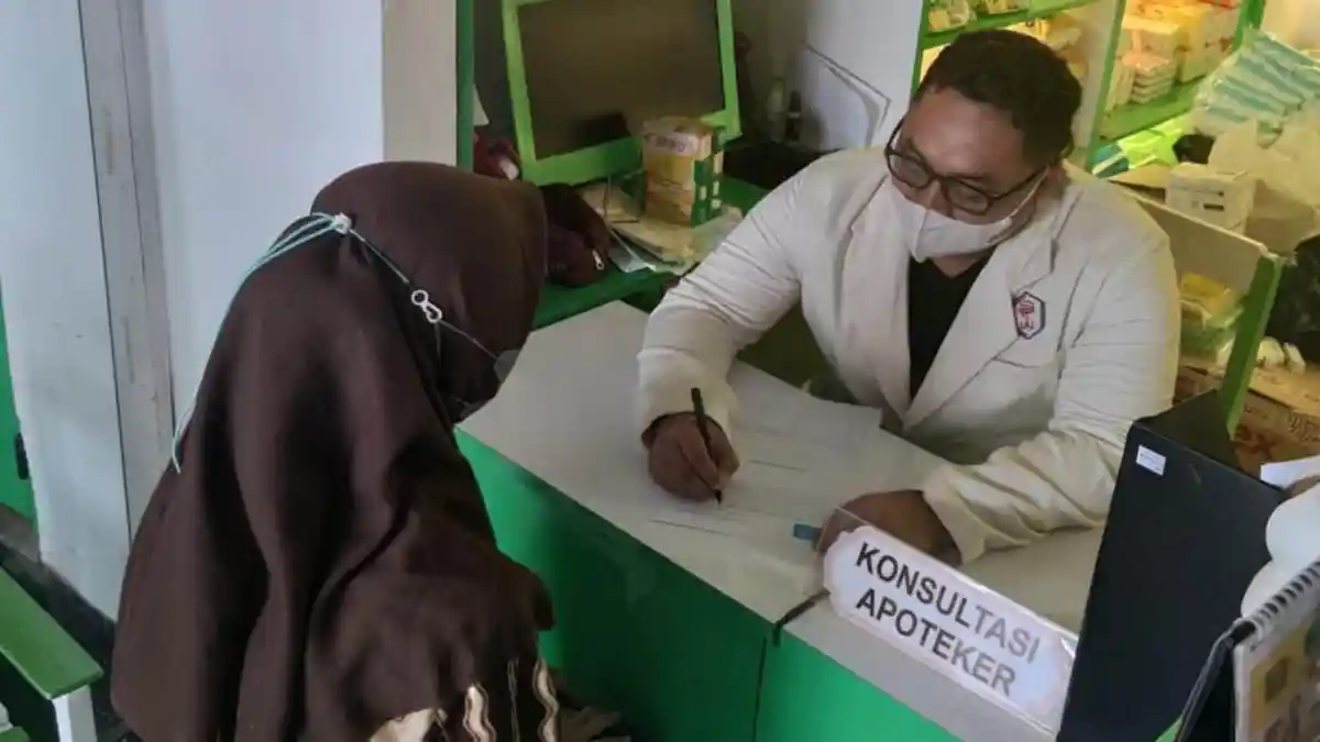 Yoga Sebut Omset Apotek Turun Drastis Pascamerebaknya Gagal Ginjal Akut pada Anak, Padahal . . .
