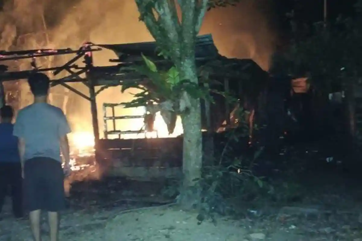 Rumah Kayu di Aceh Utara Terbakar dan Tewaskan Tiga Anak yang Sedang Tidur