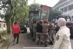penertiban-PKL-di-Padang-Barat-1552026.jpg
