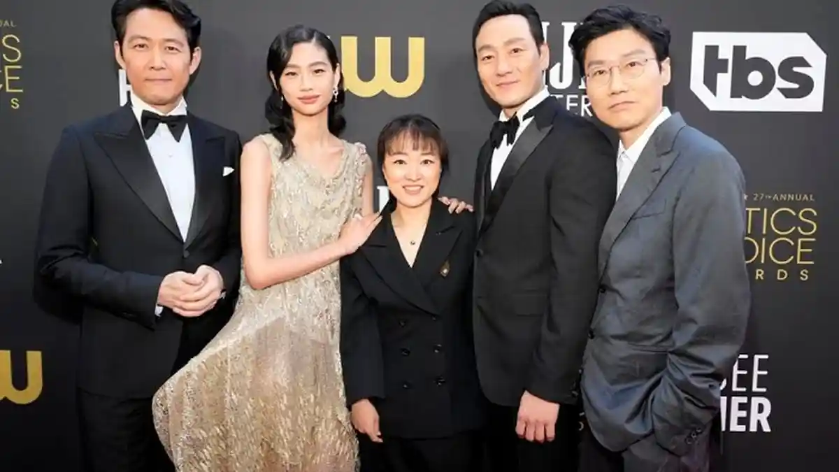 Bintang Squid Game Lee Jung Jae Raih Penghargaan Aktor Terbaik dalam Critics Choice Awards ke-27
