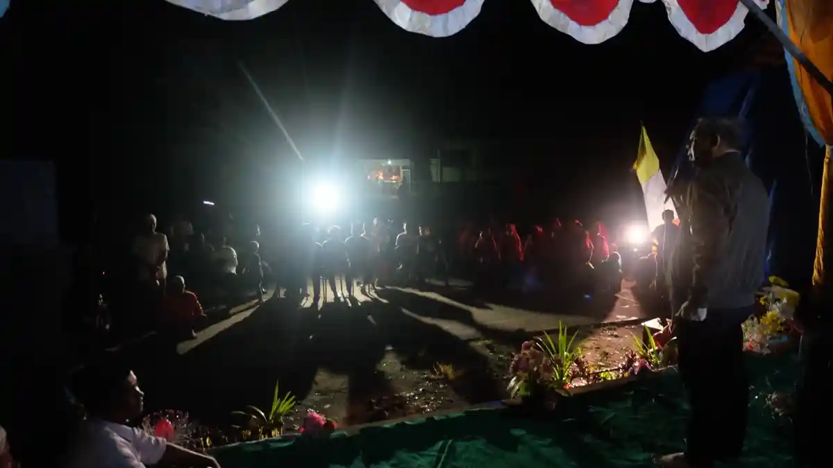 Walau Listrik Padam Masyarakat Tetap Antusias Bertemu Sutarmidji