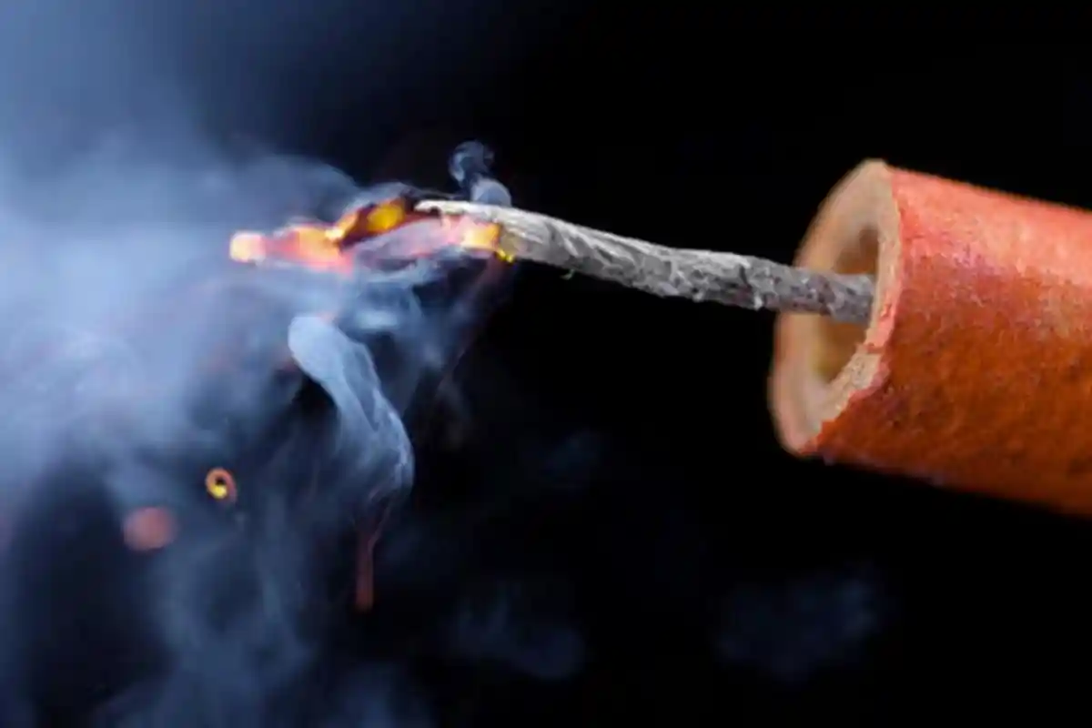 Damkar Gorontalo Imbau Warga Tidak Nyalakan Petasan di Permukiman, Bisa Picu Kebakaran