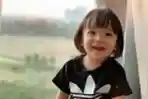 Pasangan Selebritis Niar Prianita dan Adama Abraham