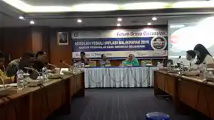 fgd-bank-indonesia-balikpapan_20160212_124336.jpg