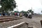 Suasana-Perlintasan-KA-di-Jalan-Yapink-Putra.jpg