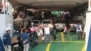 Arus-balik-Jumat-di-Pelabuhan-Roro-Kuala-Tungkal.jpg