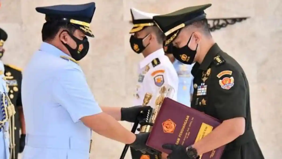 Eks Ajudan Wapres RI Kolonel Edwin Sumantha Raih Lulusan Terbaik Sesko TNI Angkatan XLVII