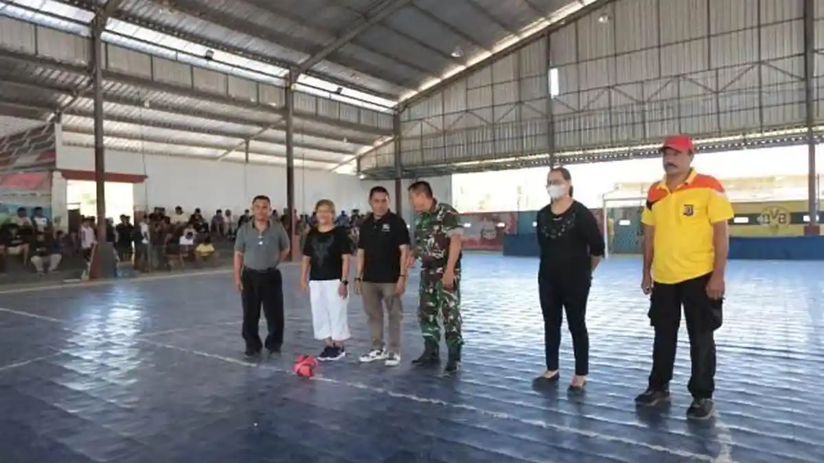 Lu Pelindima Buka Turnamen Futsal Antar Umat Beragama ke-3 di Sumba Timur 