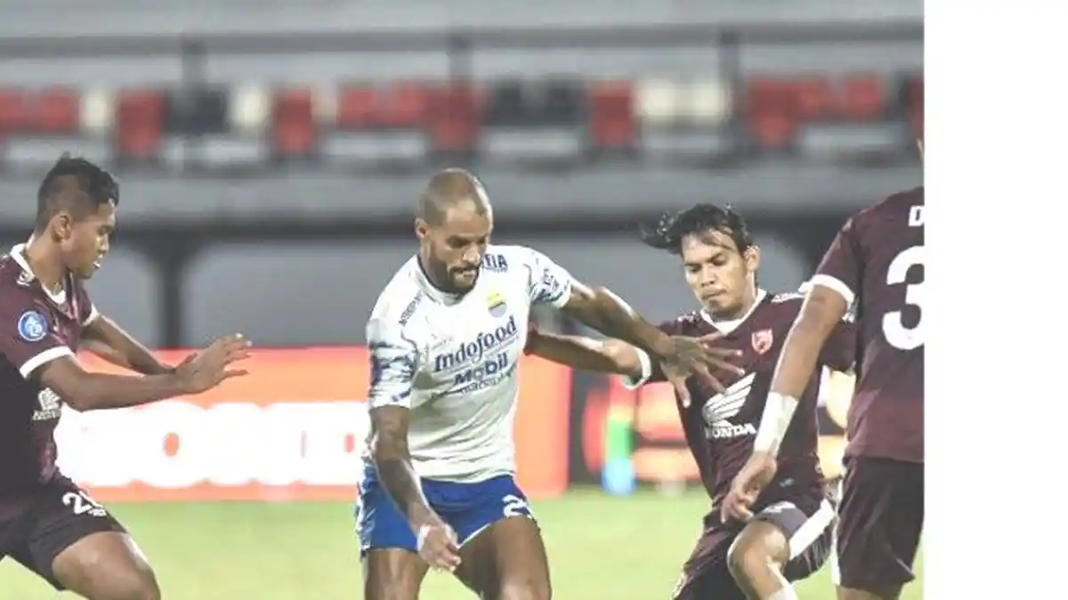 Pertandingan Persib Bandung vs Persija Jakarta 2-0, Kecekatan David da Silva di Lapangan