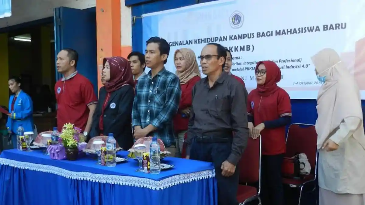 Selama 2 Semeseter, SPP Mahasiswa Baru STMIK Handayani Makassar Diskon 50 Persen