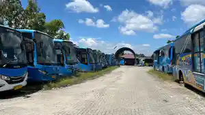 Bus_TMP_Banyak_yang_Tua_dan_Mangkrak_04062026.jpg