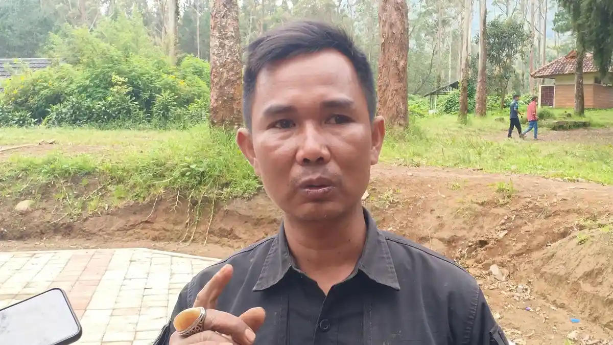 Video Mang Uprit Viral saat Rawa di Ranca Upas Bandung Rusak, Emosi ...