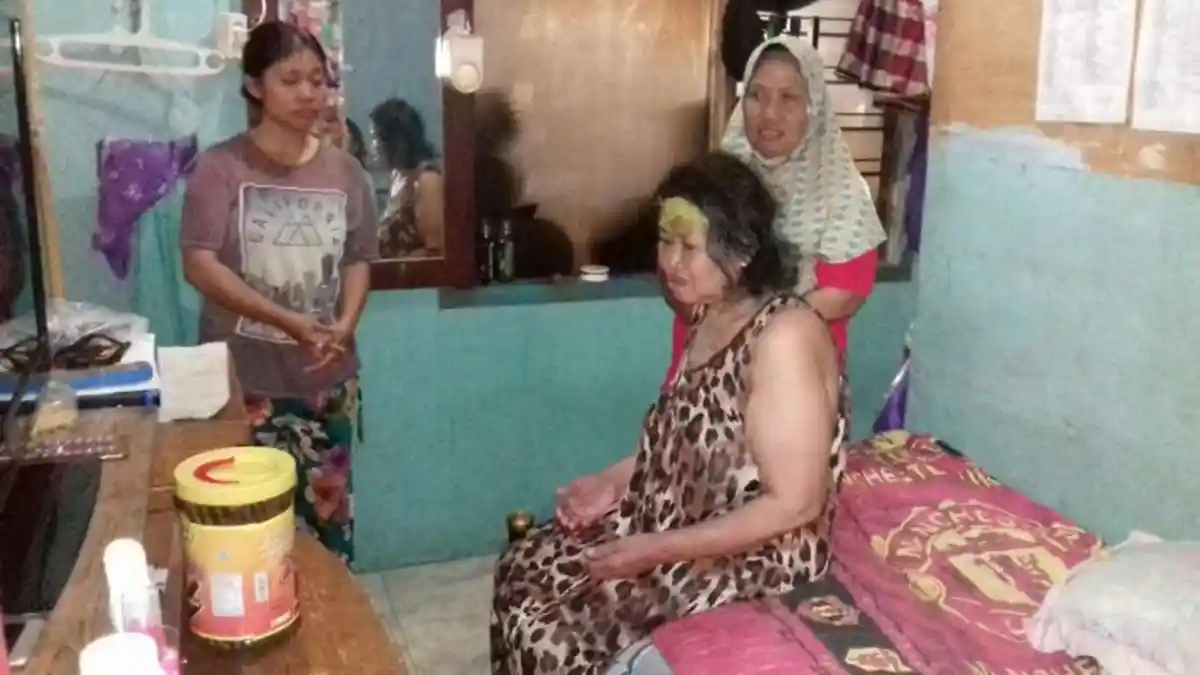 Puluhan Warga di Meruyung Depok Seperti Lumpuh Mendadak, Ternyata Karena Ini