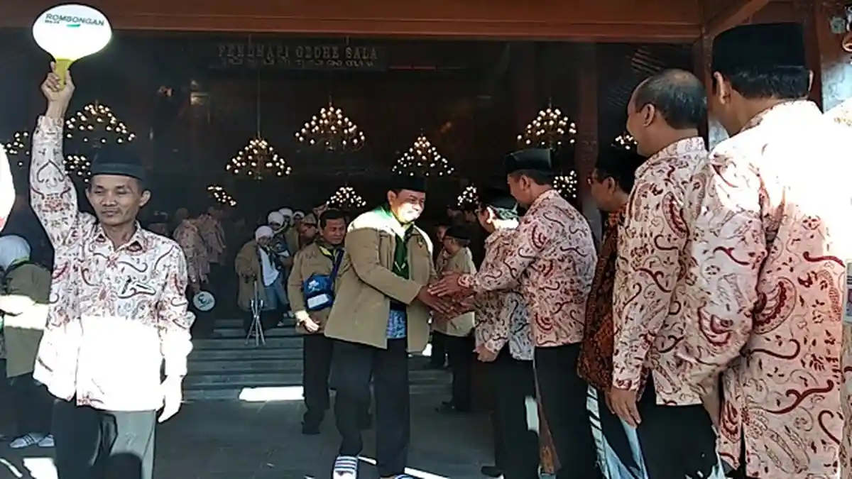 Pemkot Solo Ingatkan JCH Asal Solo Menjaga Toleransi Saat Naik Haji