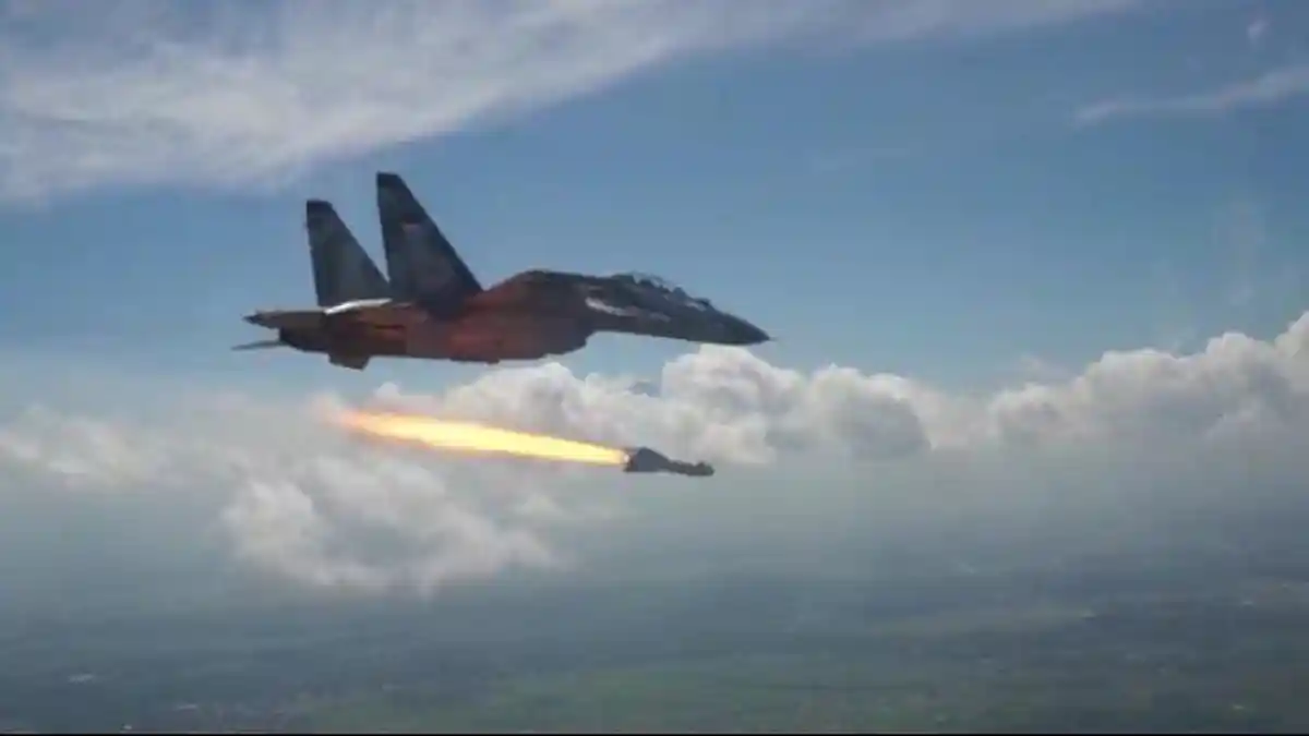 Mengintip Kecanggihan dan Kelebihan Pesawat Sukhoi TNI AU yang Berhasil Lakukan Tes Rudal KH-29TE