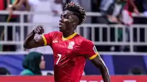 Striker-Timnas-Kyrgyzstan-Joel-Kojo-melakukan-selebrasi-usai-cetak-gol-ke-gawang-Oman.jpg