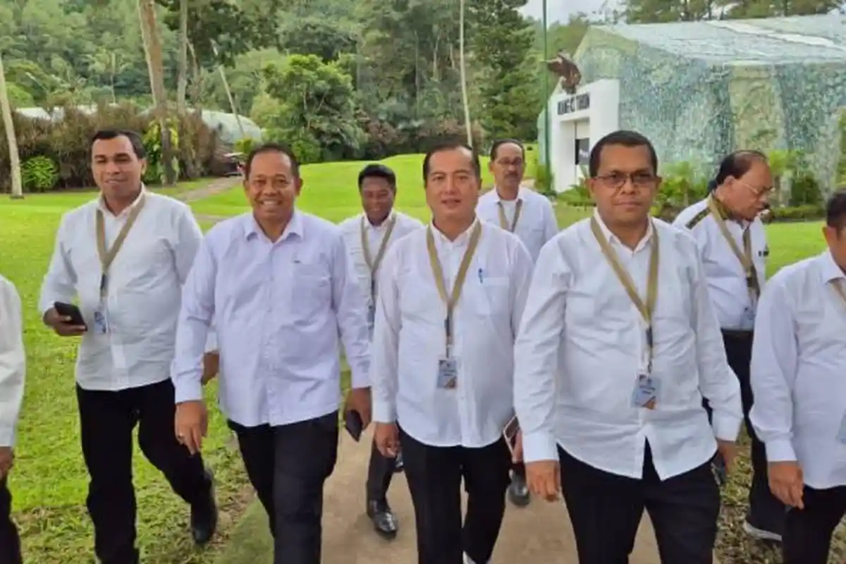 Gubernur NTB Bali dan NTT Perkuat Konsolidasi saat Retret di Magelang