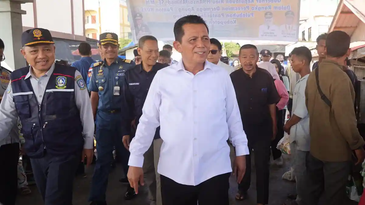 Gubernur Ansar Resmikan Ponton HDPE Bintan Timur, Berharap Bisa Tingkatkan Perputaran Ekonomi