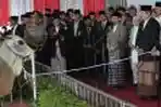 Presiden Dan Wakil Presiden Serahkan Sapi Kurban