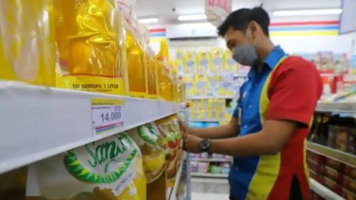 HARGA Minyak Goreng Hari Ini 25 Mei 2022, di Indomaret Stabil, di Alfamart Ada yang Alami Penurunan