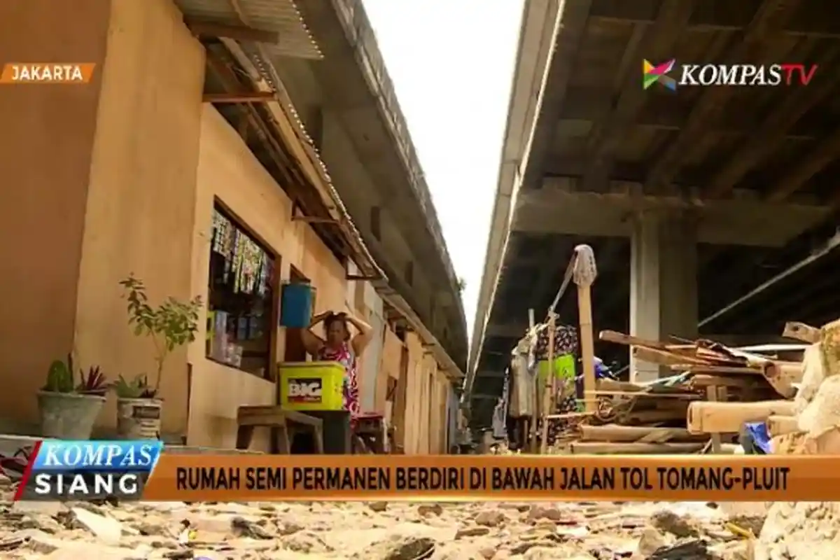 Djarot bakal Bongkar Bangunan Liar di Kolong Tol Kalijodo, Meskipun Warga Melawan