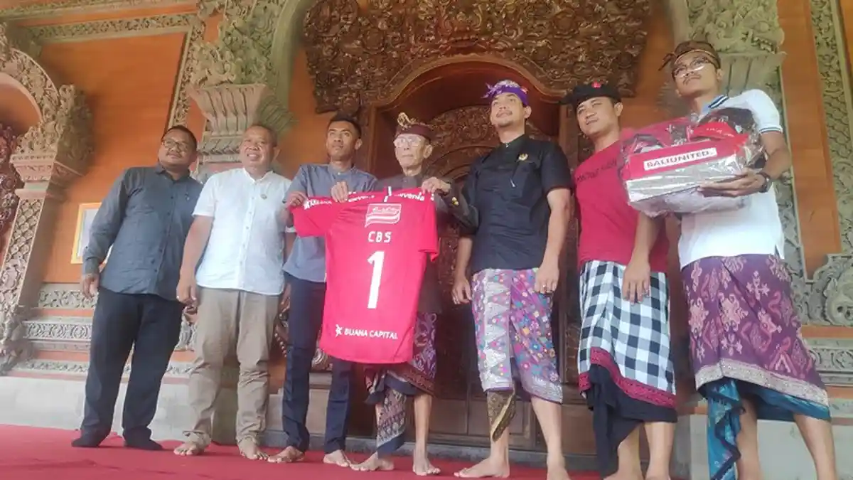 Pemain Bali United Datangi Tokoh Kunci Berdirinya Stadion Dipta, Ungkap Sejarah Nama Stadion