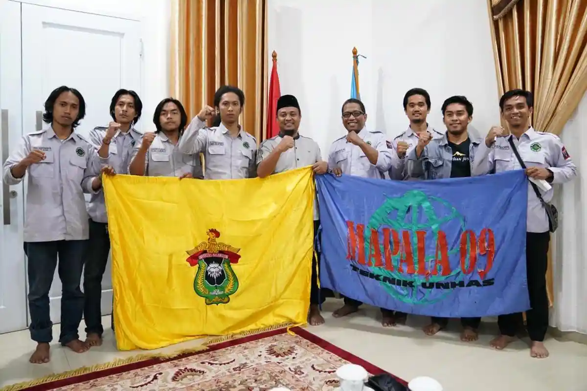 Ekspedisi Mt Kosciuszko, Wagub Sulsel Andi Sudirman Minta Mapala 09 FT Unhas Utamakan Keselamatan - wagub-sulsel-andi-sudirman-menerima-tim-eemp-iv-mapala-09-ft-unhas.jpg