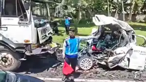 kecelakaan-di-Tol-Waru-Sidoarjo-pikap-dan-dua-truk-kecelakaan-2026.jpg