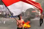 prmb-demo-tolak-kenaikan-bbm-di-depan-dprd-jabar_20220906_201735.jpg