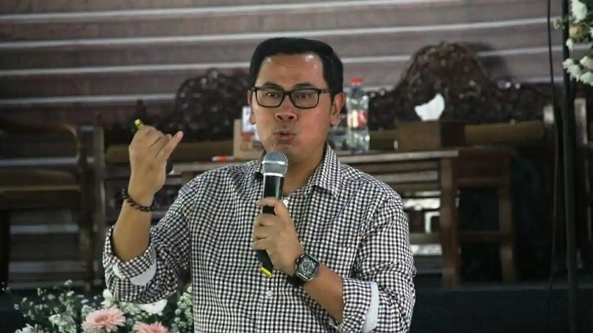 Begini Reaksi Kalem Stafsus Sri Mulyani Hadapi Warganet Soal Dampak Kenaikan PPN