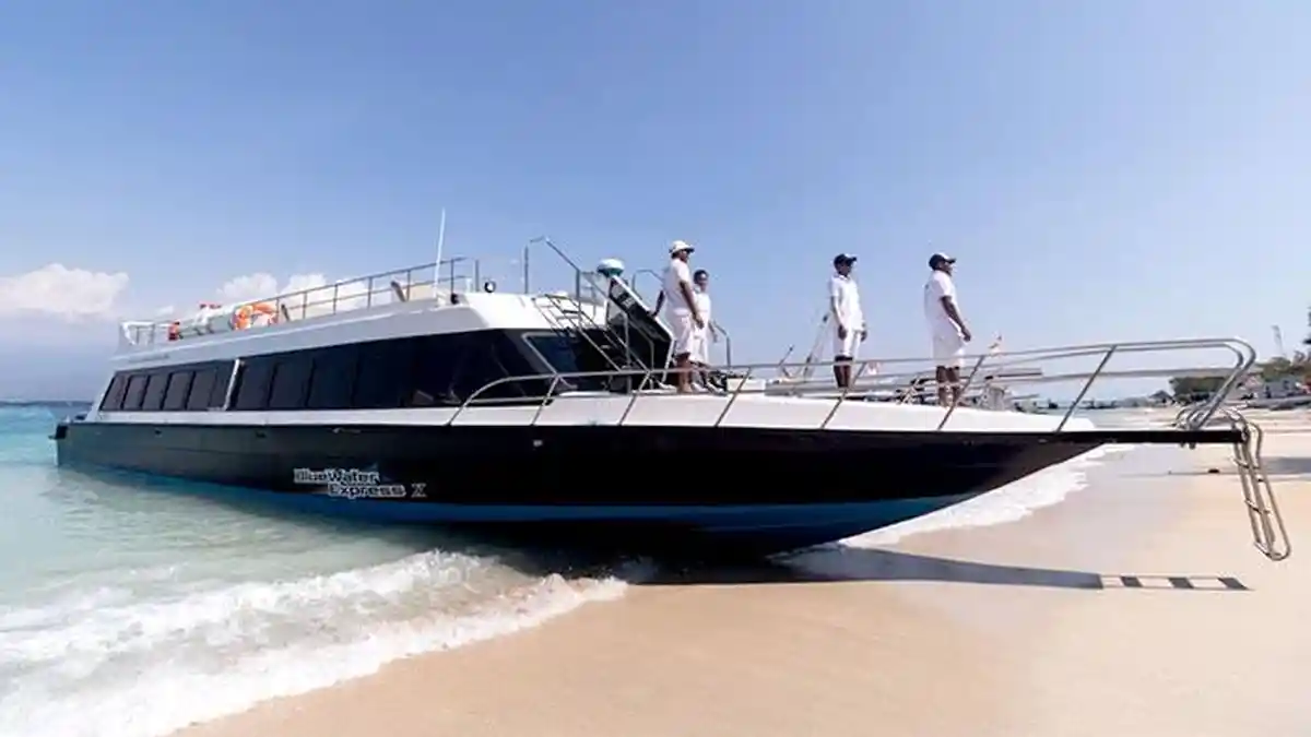 Jadwal Fastboat Gili Trawangan-Bali Hari Ini Senin 8 Agustus 2022 BlueWater Express