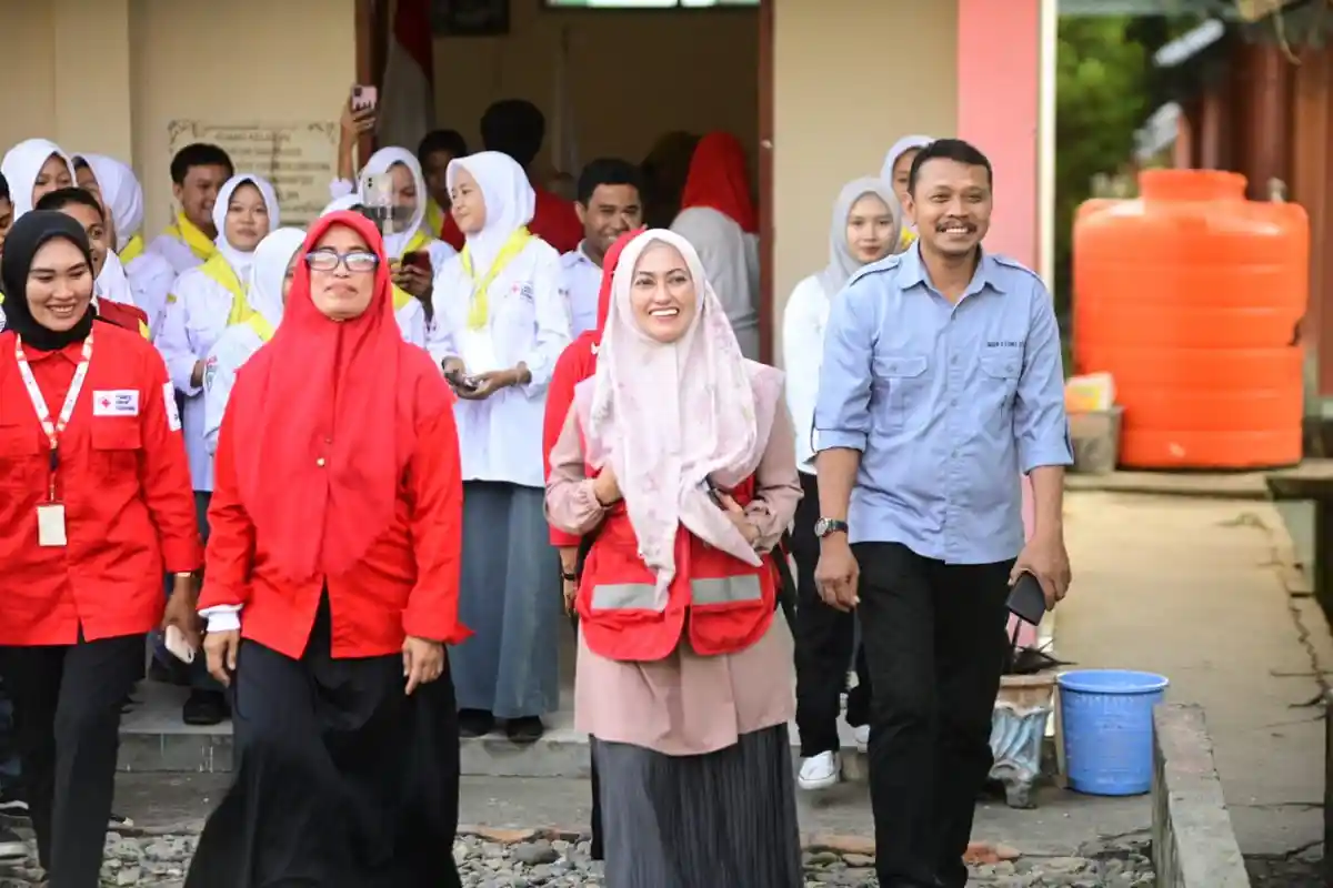 Pesan Bupati Indah di Orientasi PMR SMAN 4 Luwu Utara Sulsel