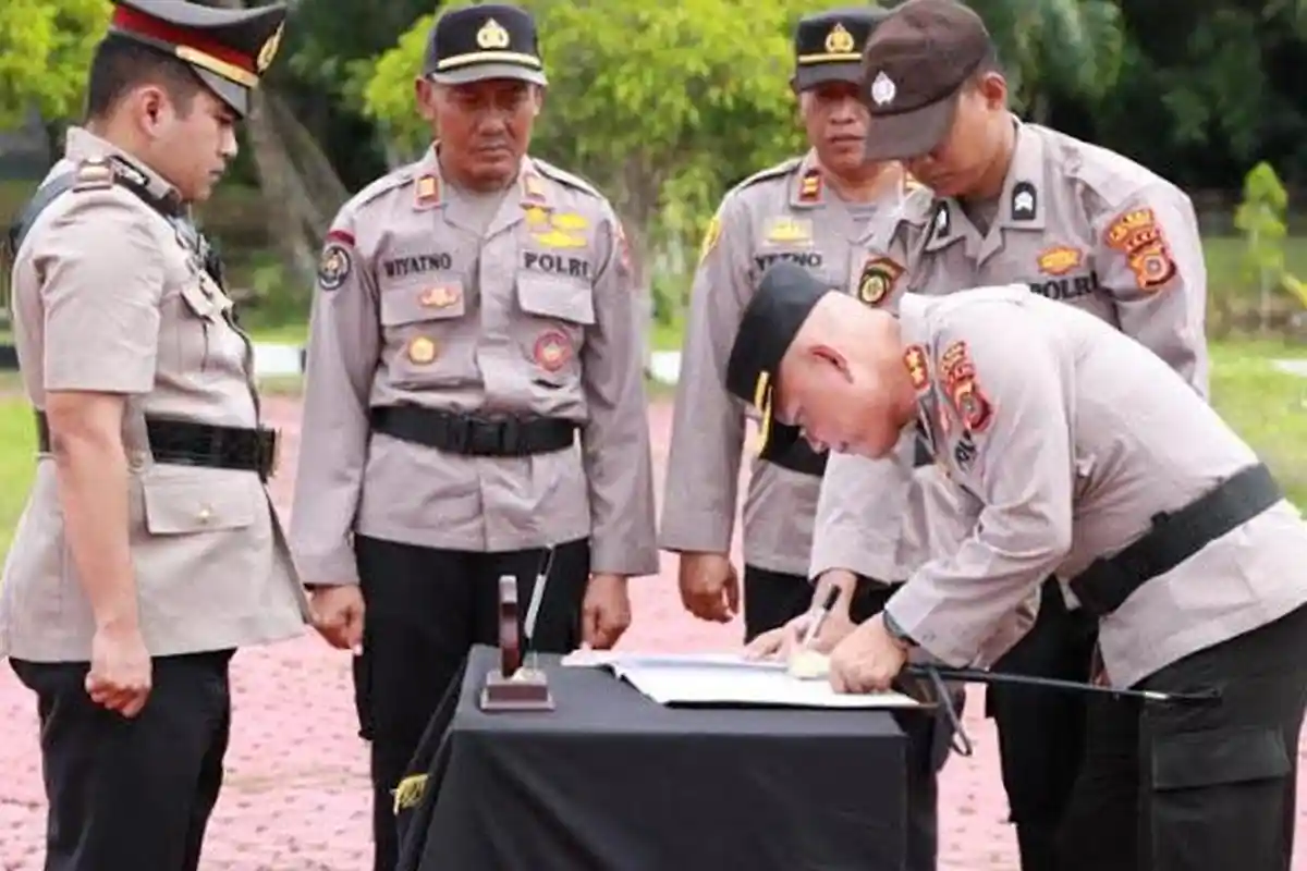 Iptu Ridho Rizky Ananda Kasat Lantas dan Iptu Mahdian Siregar Kasat Narkoba Polres Aceh Singkil