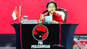 Megawati-Soekarnoputri-saat-penutupan-Rakernas-ke-V.jpg