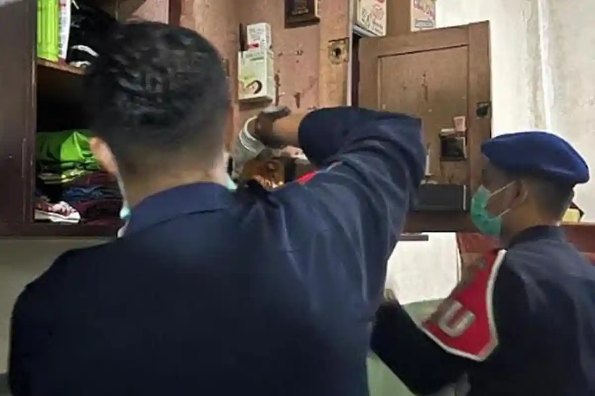 Benda Terlarang Ini Ditemukan saat Penggeledahan di Lapas Narkotika Pamekasan, 20 Napi Dites Urine