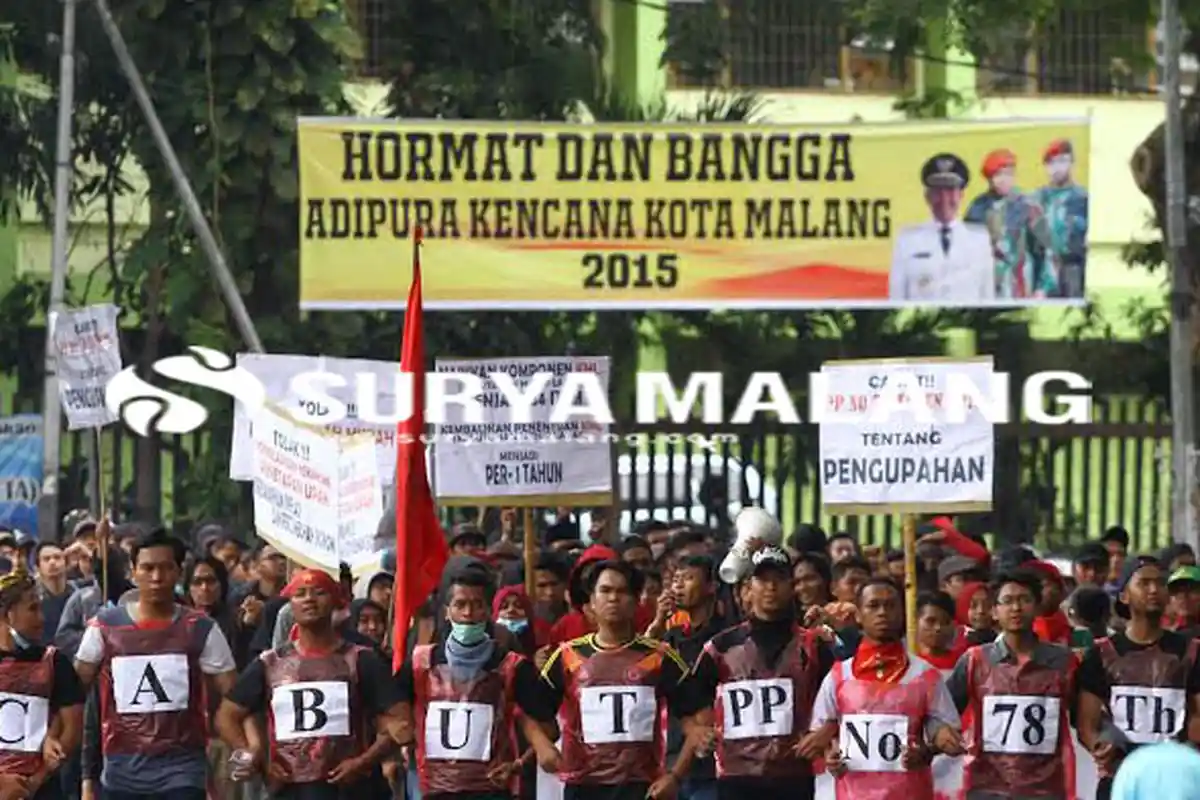 Ratusan Buruh Unjuk Rasa Tolak Peraturan Pemeritah Soal Pengupahan