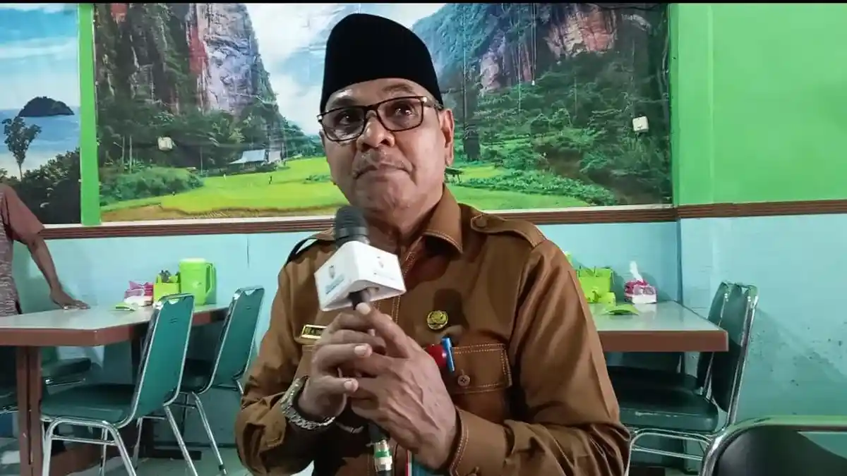 Jelang 17 Agustus, Pemkab Malra Imbau Warga Pasang Bendera Merah Putih Sebulan Penuh