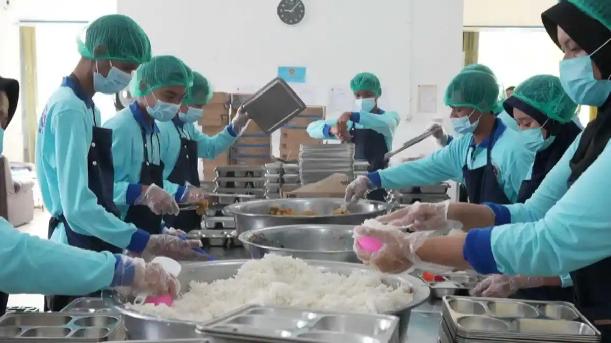 BGN Resmi Tutup 833 Dapur MBG