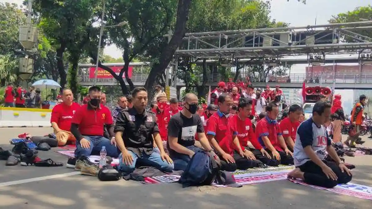 Bamsoet: Segera Terbitkan Peraturan Pemerintah untuk Akhiri Polemik UU Cipta Kerja
