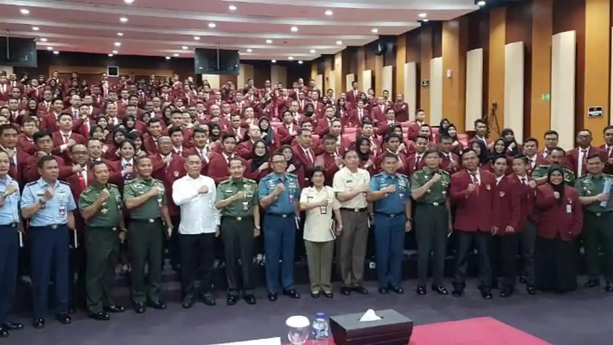 Menhan Ryamizard: Diplomasi Bagian Integral dari Strategi Pertahanan Negara