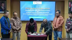 unusa-masyarakat-serta-pemanfaatan-teknologi-informasi-kesehatan.jpg