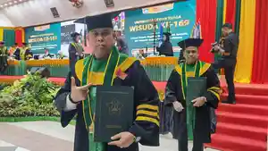 WISUDA-DOKTOR-KOMPOL-AKMAL.jpg