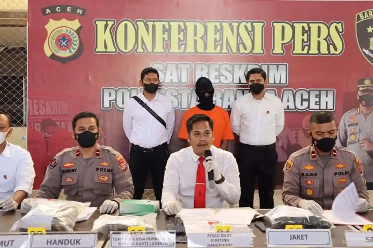 Jasad Perempuan yang Ditemukan di Lambadeuk Ternyata Sudah 24 Hari Disimpan di Rumah Pelaku 