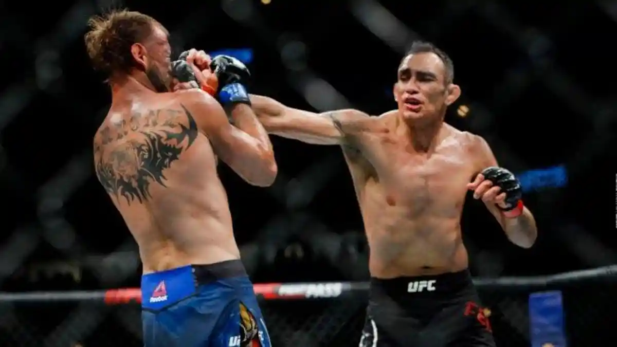 Tony Ferguson Sindir dan Tantang McGregor Duel, Plesetkan Nama The Notorious Jadi Chicken McNuggets