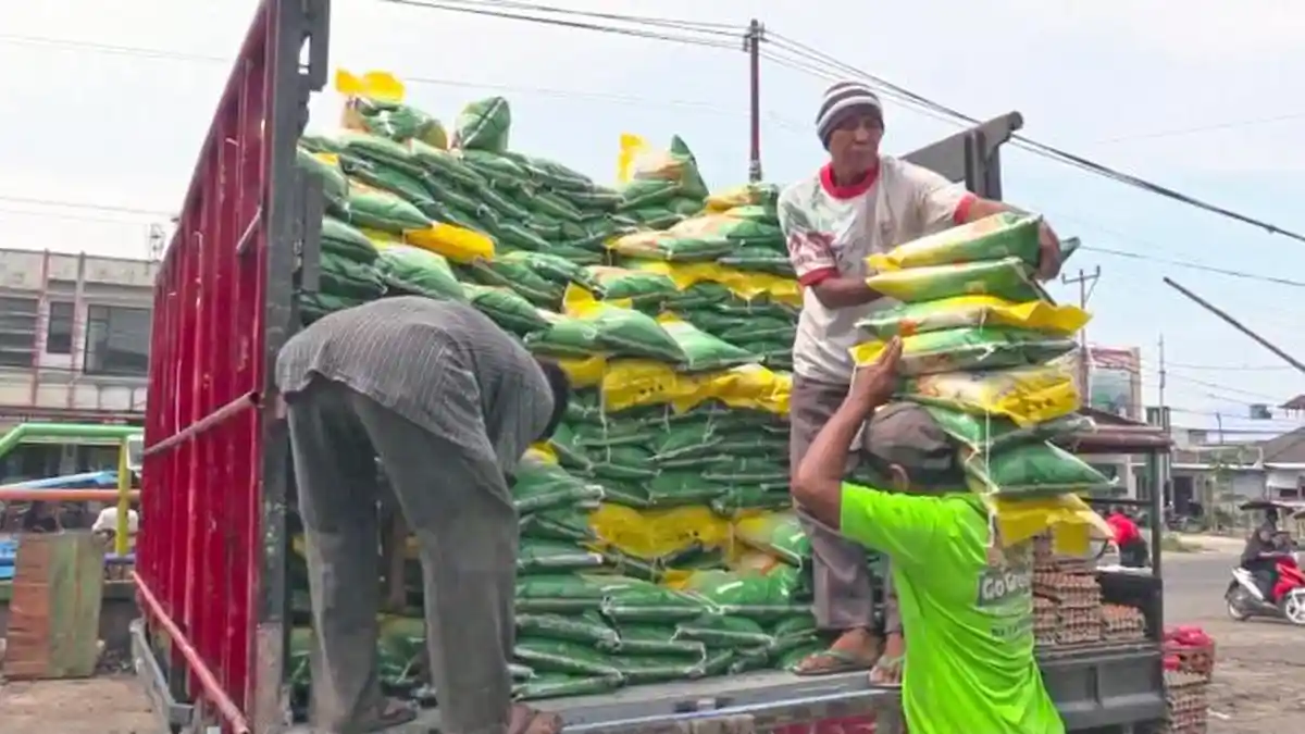 Harga Masih Melambung dan Stok Menipis, Pemprov NTB Datangkan Beras dari Luar Daerah